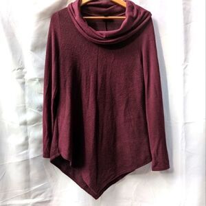 Iz Byer sweater 